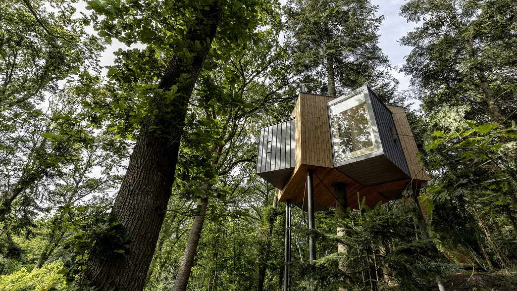 Løvtag - sov i en eksklusiv træhytte