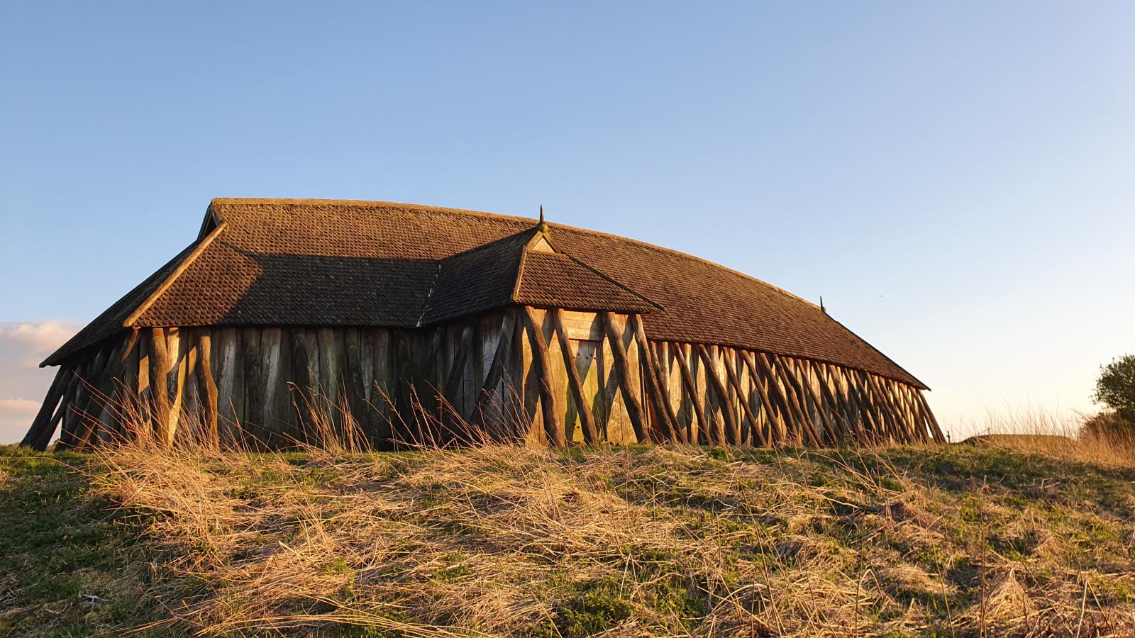 Fyrkat, rekonstrueret langhus